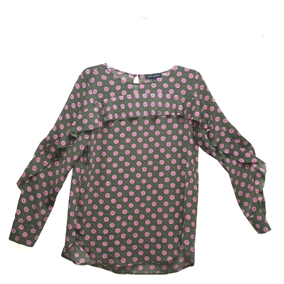 Banana Republic Tops - Banana Republic Ruffle sleeve blouse